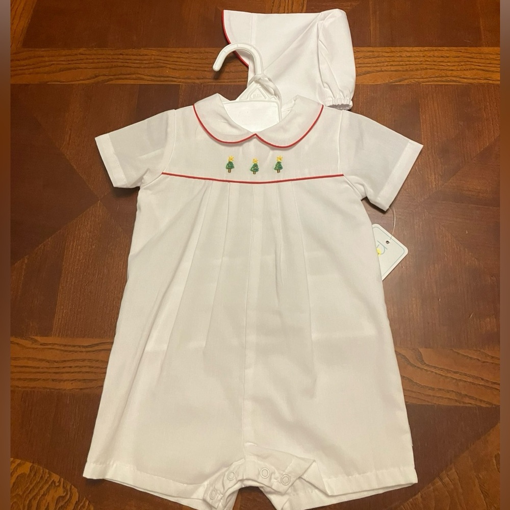 NWT Boy’s Petit Ami Christmas NB. Sfpf. $25